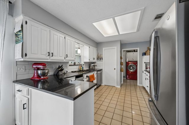 722 Royal Oaks Drive, Garland, TX 75040