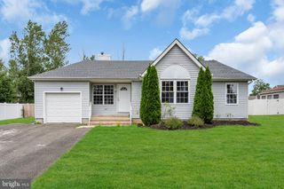 114 ONEIDA LAKE DR, Little Egg Harbor Twp, NJ 08087