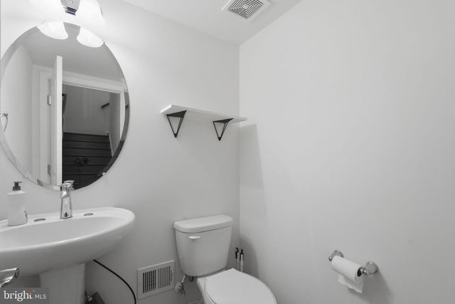 10720 VIOGNIER TER, Fairfax, VA 22030