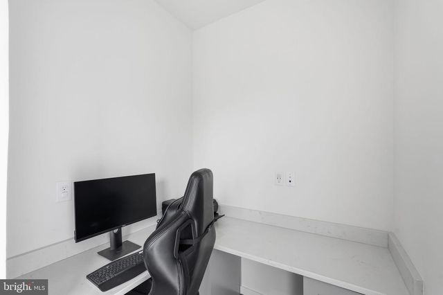 10720 VIOGNIER TER, Fairfax, VA 22030
