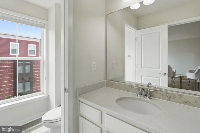 10720 VIOGNIER TER, Fairfax, VA 22030