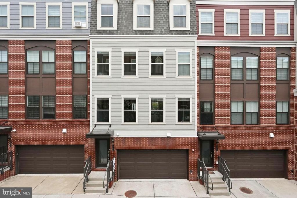 10720 VIOGNIER TER, Fairfax, VA 22030