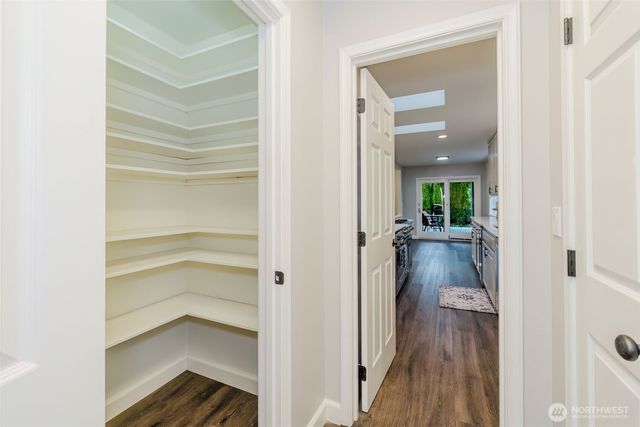 6010 Osprey Circle, Bremerton, WA 98312