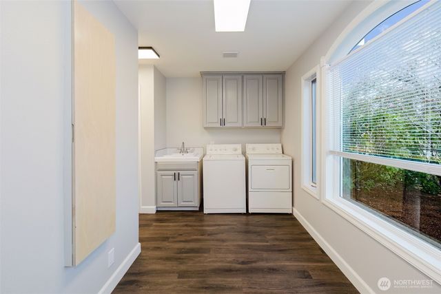6010 Osprey Circle, Bremerton, WA 98312