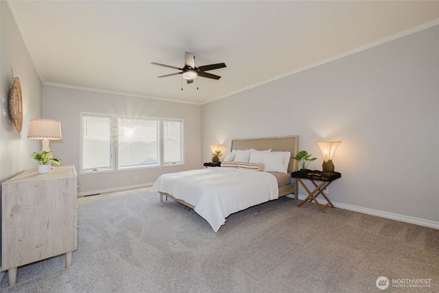 6010 Osprey Circle, Bremerton, WA 98312