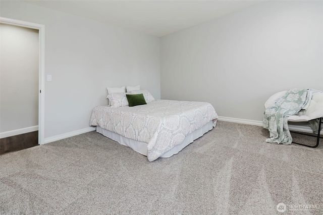 6010 Osprey Circle, Bremerton, WA 98312