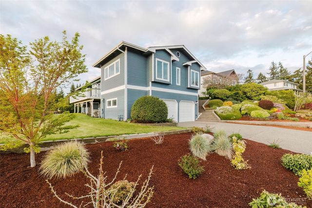 6010 Osprey Circle, Bremerton, WA 98312