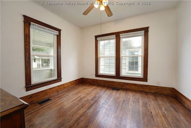 20 138th Street, Chesapeake, WV 25315