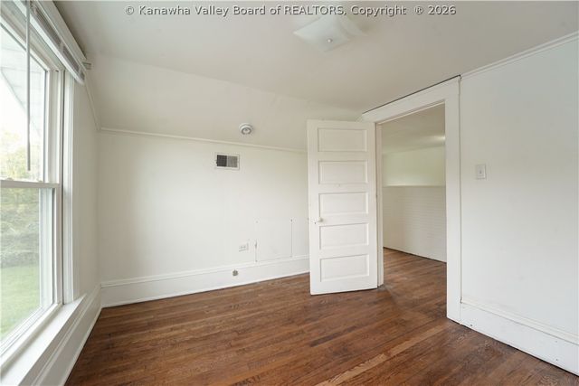 20 138th Street, Chesapeake, WV 25315