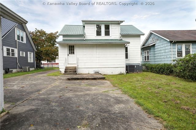 20 138th Street, Chesapeake, WV 25315