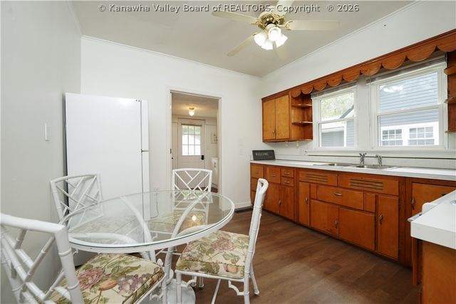 20 138th Street, Chesapeake, WV 25315