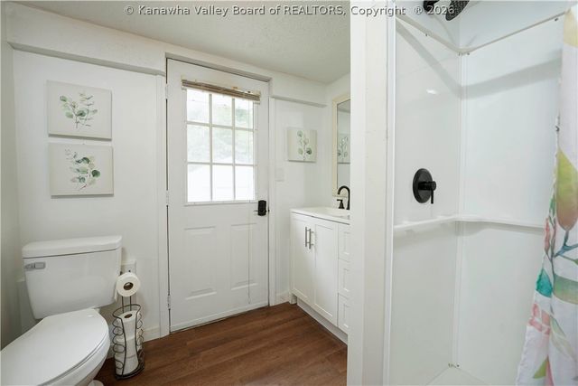 20 138th Street, Chesapeake, WV 25315