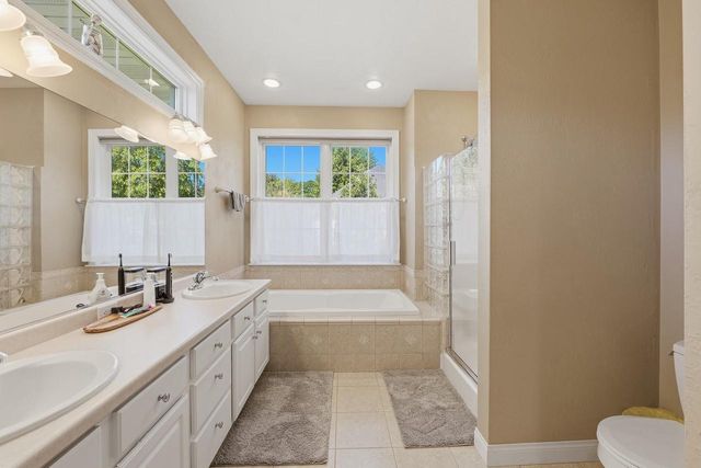 2706 BEECHNUT DRIVE, Oshkosh, WI 54904