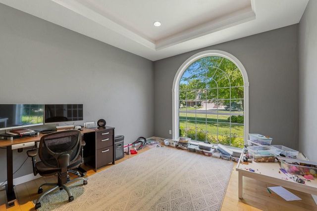 2706 BEECHNUT DRIVE, Oshkosh, WI 54904