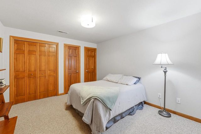 2706 BEECHNUT DRIVE, Oshkosh, WI 54904