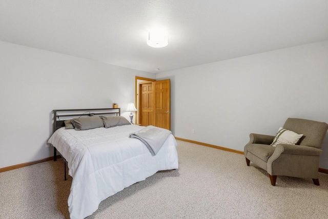 2706 BEECHNUT DRIVE, Oshkosh, WI 54904