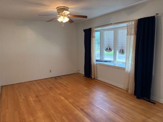 903 E 14th Street S, Newton, IA 50208