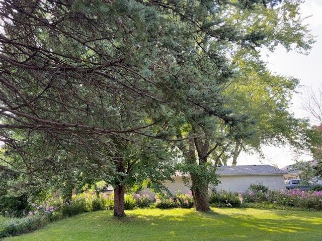 903 E 14th Street S, Newton, IA 50208