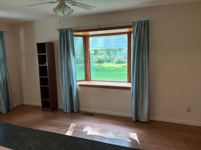 903 E 14th Street S, Newton, IA 50208