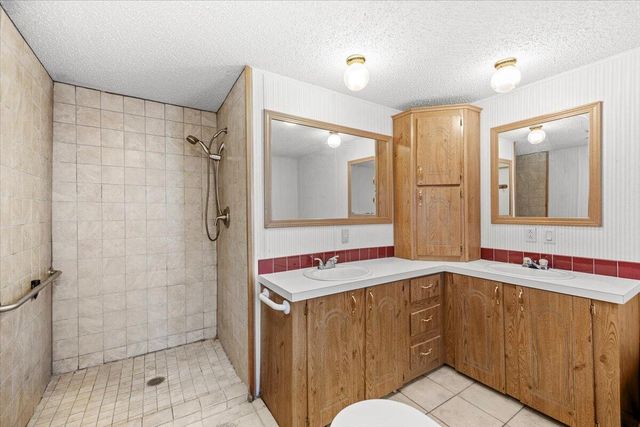 215 Davis Drive, Niceville, FL 32578