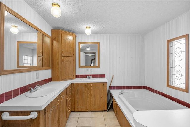 215 Davis Drive, Niceville, FL 32578