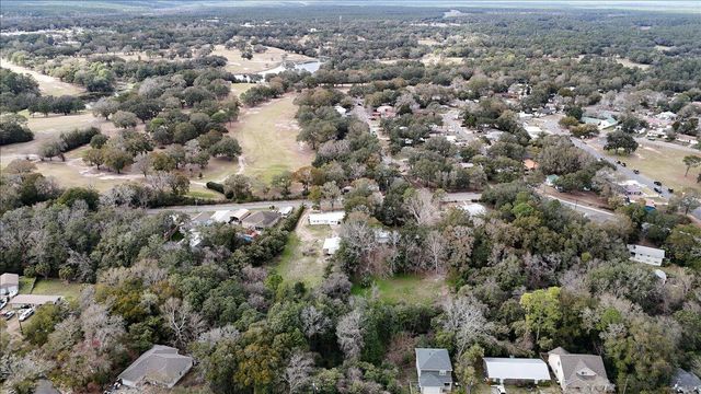 215 Davis Drive, Niceville, FL 32578