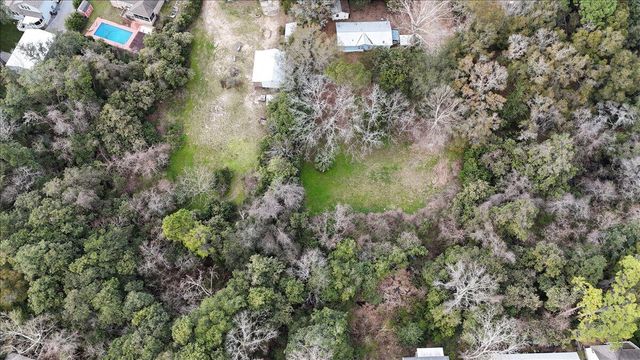 215 Davis Drive, Niceville, FL 32578