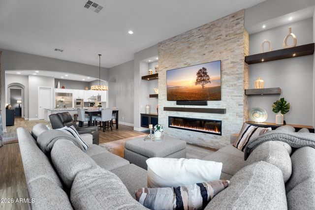 9799 E JAGGED PEAK Road, Scottsdale, AZ 85262