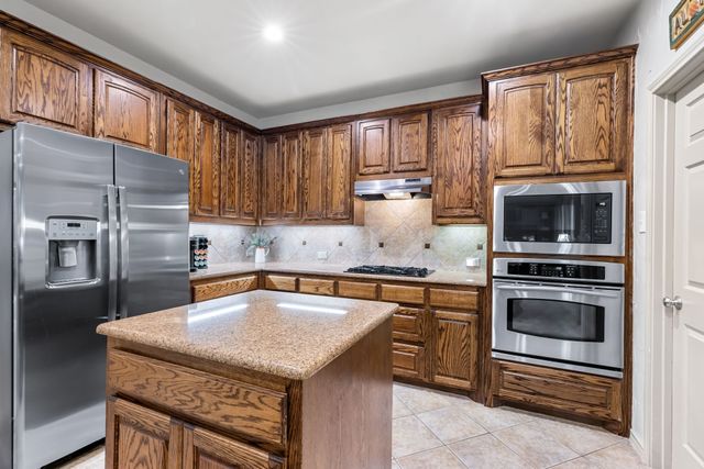 1915 Pioneer Drive, Allen, TX 75013