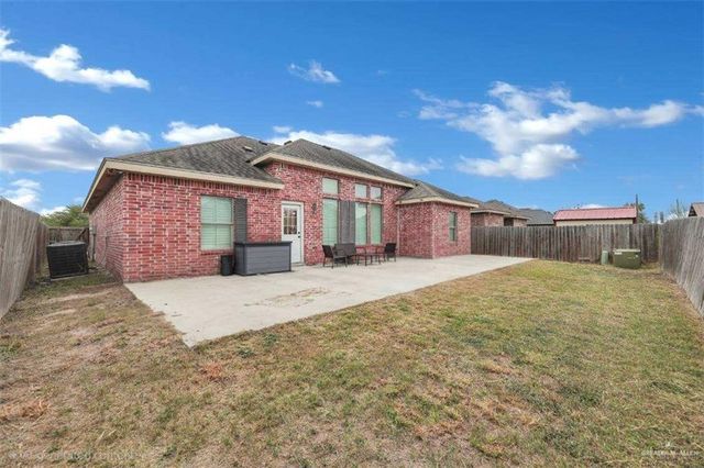 2611 Pfeiffer Street, Edinburg, TX 78542