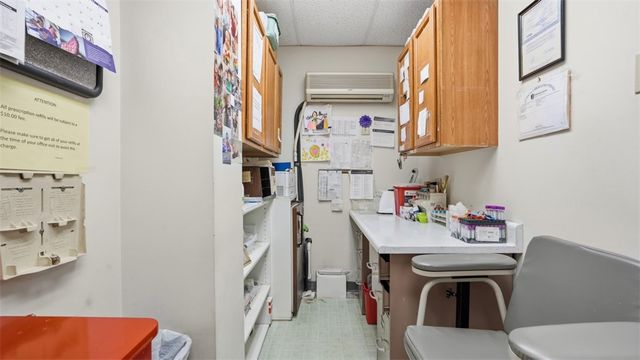 128 N Craig St, Oakland, PA 15213