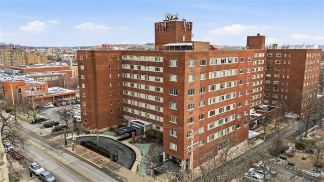 128 N Craig St, Oakland, PA 15213