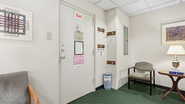 128 N Craig St, Oakland, PA 15213