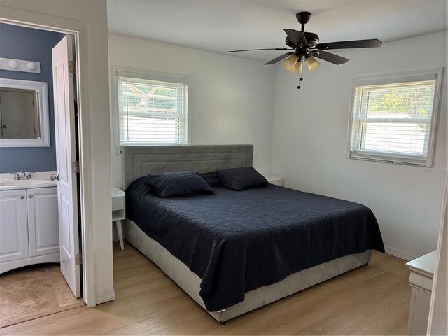 6527 S WEST SHORE CIRCLE, Tampa, FL 33616