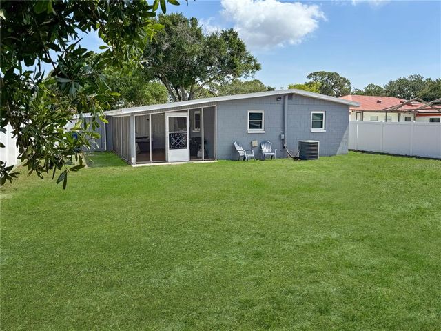 6527 S WEST SHORE CIRCLE, Tampa, FL 33616