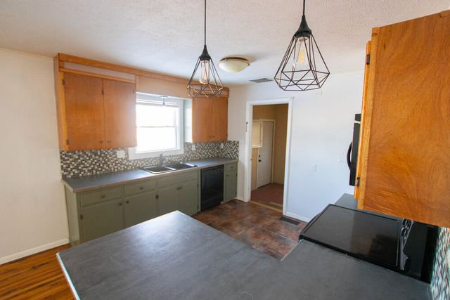 1733 South Avenue, Springfield, MO 65807