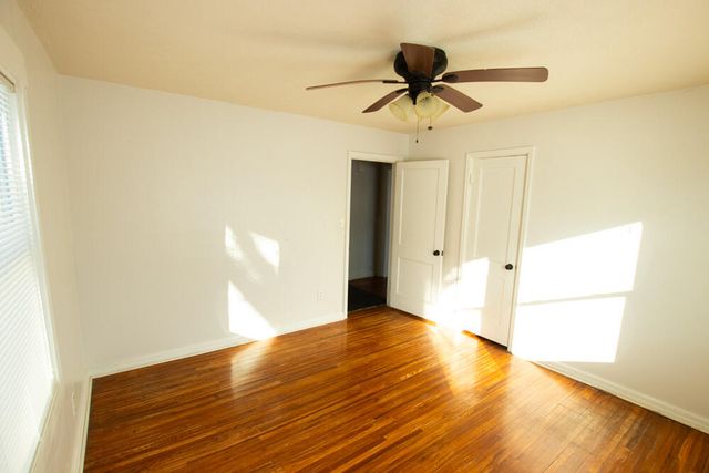 1733 South Avenue, Springfield, MO 65807