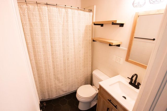 1733 South Avenue, Springfield, MO 65807