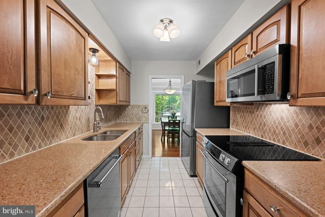 14318 RICH BRANCH DR, Gaithersburg, MD 20878