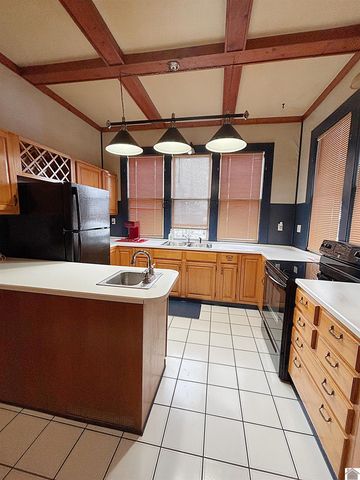 325 S Main, Marion, KY 42064