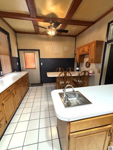 325 S Main, Marion, KY 42064