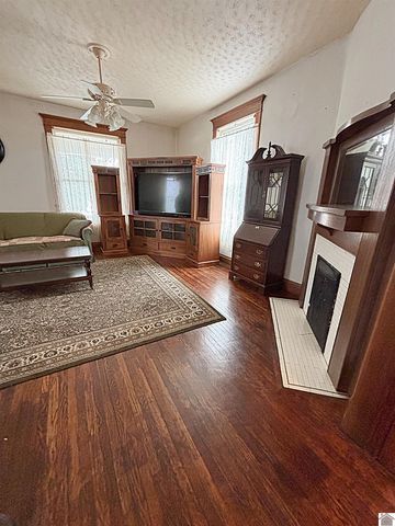 325 S Main, Marion, KY 42064