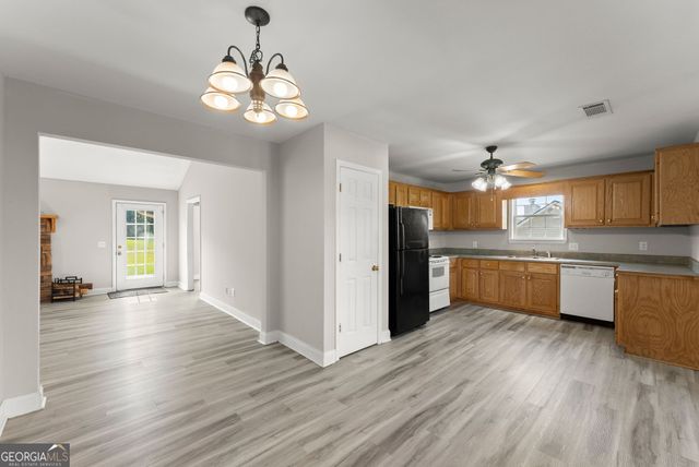 83 Ash Wood Lane, Cleveland, GA 30528