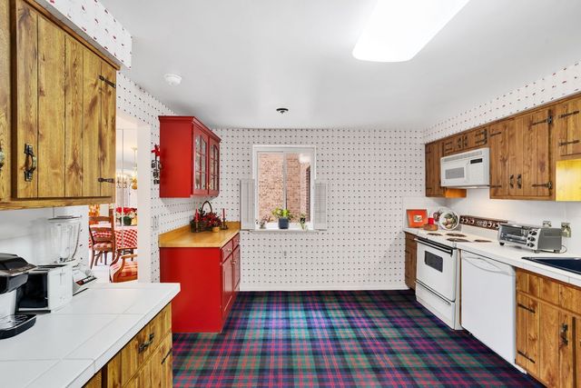 3 Alta Vita Drive 608, Hempfield Twp, PA 15601