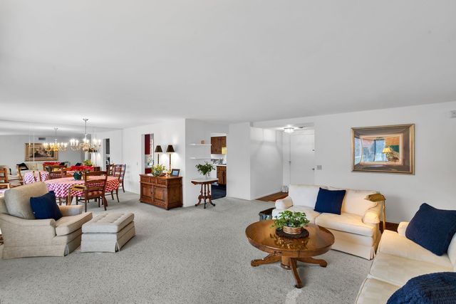 3 Alta Vita Drive 608, Hempfield Twp, PA 15601