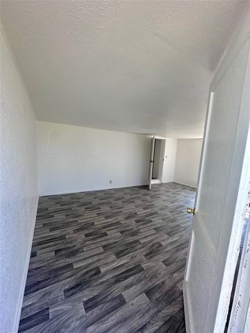 302 W Ripley Street, Coleman, TX 76834