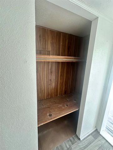 302 W Ripley Street, Coleman, TX 76834