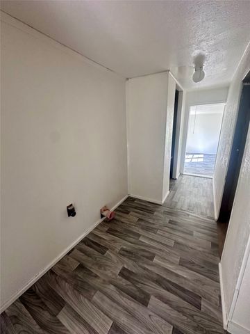 302 W Ripley Street, Coleman, TX 76834