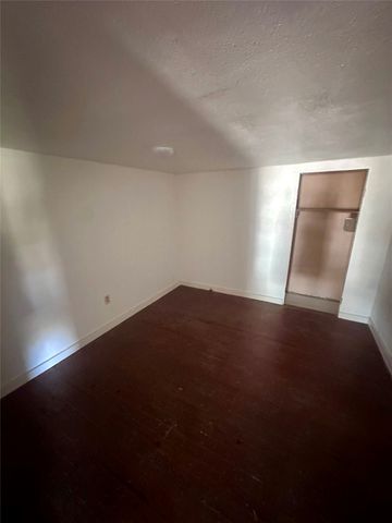 302 W Ripley Street, Coleman, TX 76834