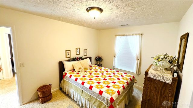 9144 Rolling Greens Trail, Miamisburg, OH 45342